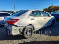 2017 Toyota COROLLA фото