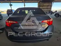 2017 Toyota COROLLA фото