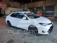 2017 Toyota COROLLA фото