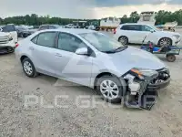 2017 Toyota COROLLA фото