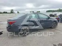 2017 Toyota COROLLA фото