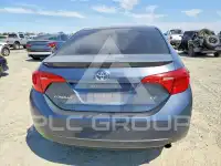 2017 Toyota COROLLA фото