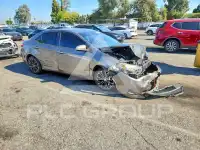 2017 Toyota COROLLA фото