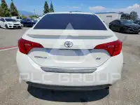 2017 Toyota COROLLA фото