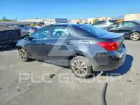 2017 Toyota COROLLA фото