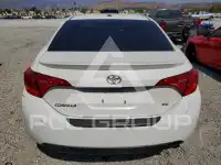 2017 Toyota COROLLA фото
