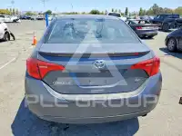 2017 Toyota COROLLA фото