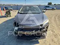 2017 Toyota COROLLA фото