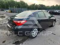 2017 Toyota COROLLA фото