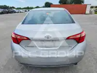 2017 Toyota COROLLA фото