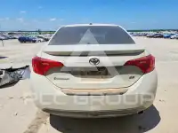 2017 Toyota COROLLA фото