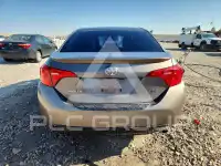 2017 Toyota COROLLA фото
