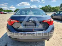 2017 Toyota COROLLA фото