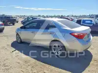 2017 Toyota COROLLA фото