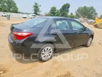 2017 Toyota COROLLA фото