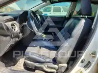 2017 Toyota COROLLA фото