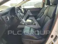 2017 Toyota COROLLA фото