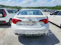 2017 Toyota COROLLA фото