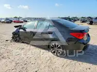 2017 Toyota COROLLA фото