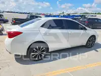 2017 Toyota COROLLA фото