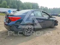 2017 Toyota COROLLA фото