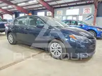2017 Toyota COROLLA фото