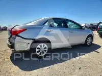 2017 Toyota COROLLA фото