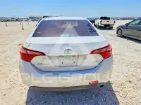 2017 Toyota COROLLA фото