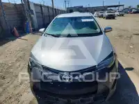 2017 Toyota COROLLA фото