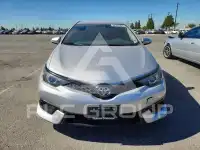 2017 Toyota COROLLA фото
