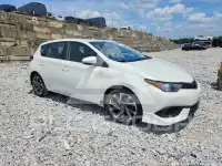 2017 Toyota COROLLA фото