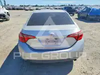 2017 Toyota COROLLA фото