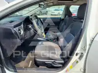 2017 Toyota COROLLA фото