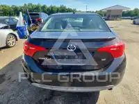 2017 Toyota COROLLA фото
