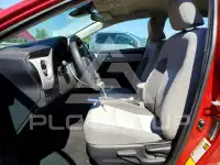 2017 Toyota COROLLA фото