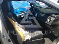 2017 Toyota COROLLA фото