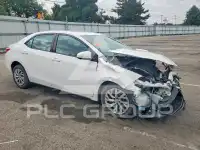 2017 Toyota COROLLA фото