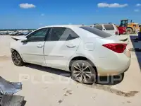 2017 Toyota COROLLA фото