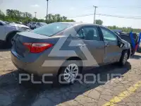 2017 Toyota COROLLA фото
