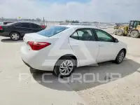 2017 Toyota COROLLA фото