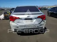 2017 Toyota COROLLA фото