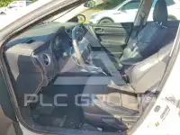 2017 Toyota COROLLA фото