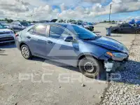 2017 Toyota COROLLA фото