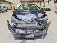 2017 Toyota COROLLA фото
