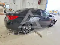 2017 Toyota COROLLA фото