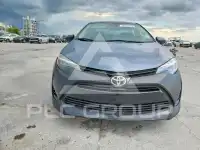2017 Toyota COROLLA фото