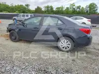 2017 Toyota COROLLA фото