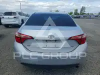 2017 Toyota COROLLA фото