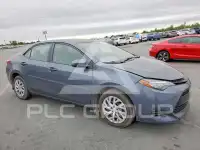 2017 Toyota COROLLA фото