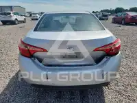 2017 Toyota COROLLA фото